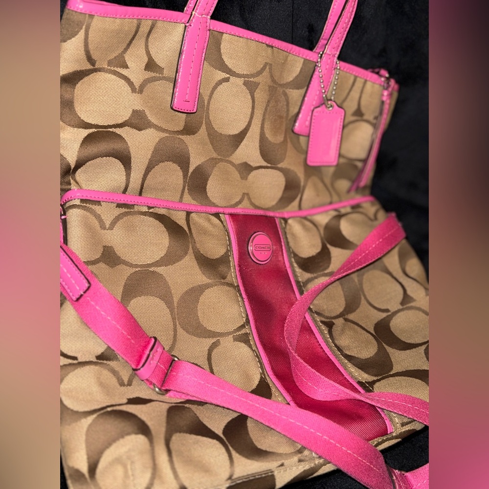 COACH BROWN AND PINK LARGE JACQUARD FOLD OVER  MESSINGER Crossbody Bag - Picture 11 of 13